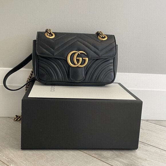 GG Marmont Small Shoulder Bag - Picture 1 of 5